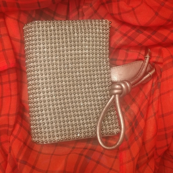 Giorgio Armani Silver Leather Beaded Magnetic Bag - Picture 4 of 8